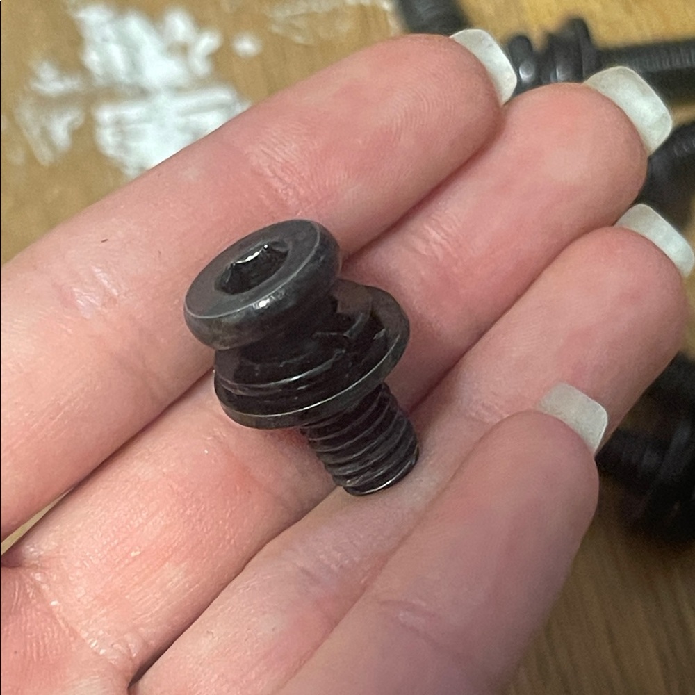 Assorted Bolts with washers - Picture 3 of 9